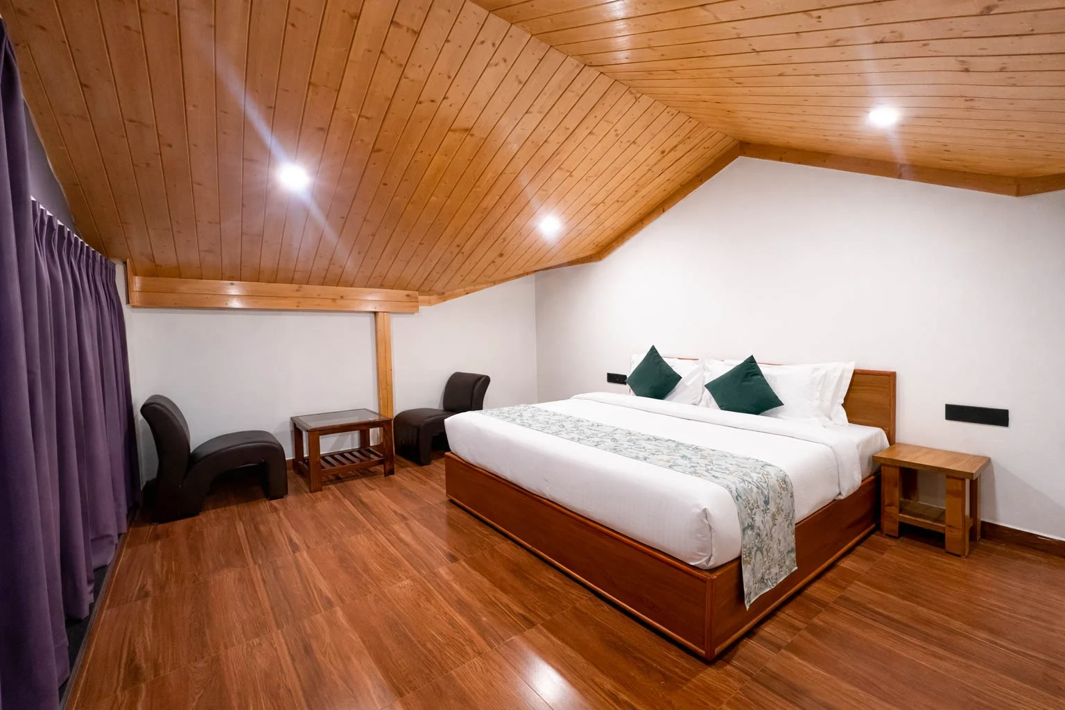 Family Suite 1