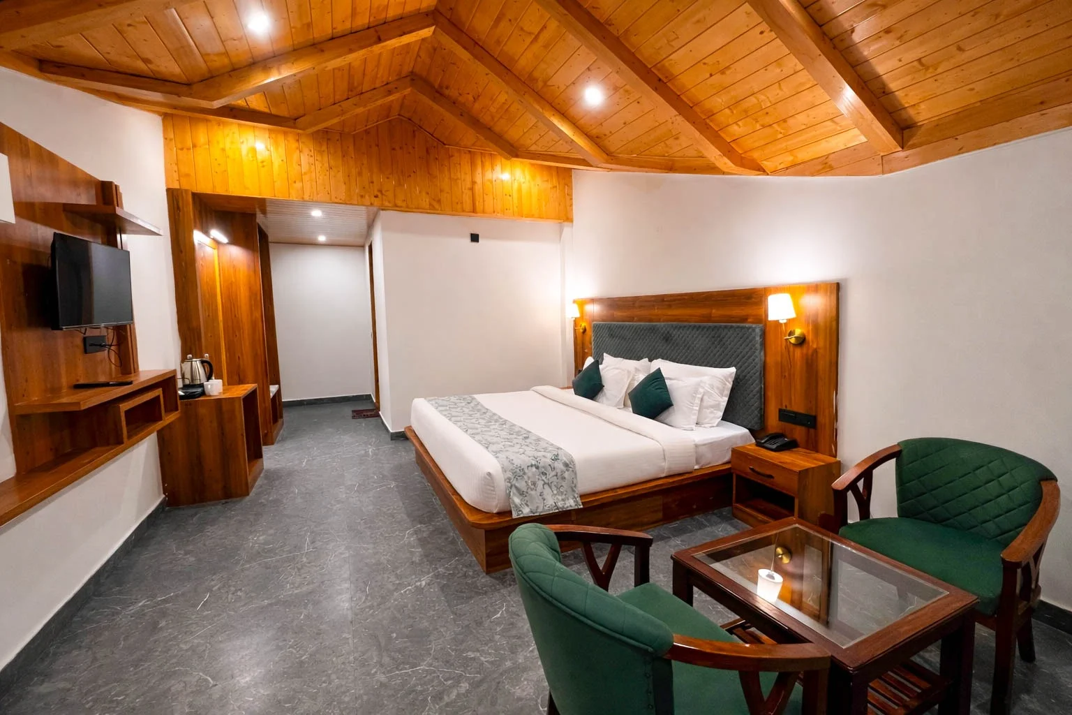 Honeymoon Suite 5
