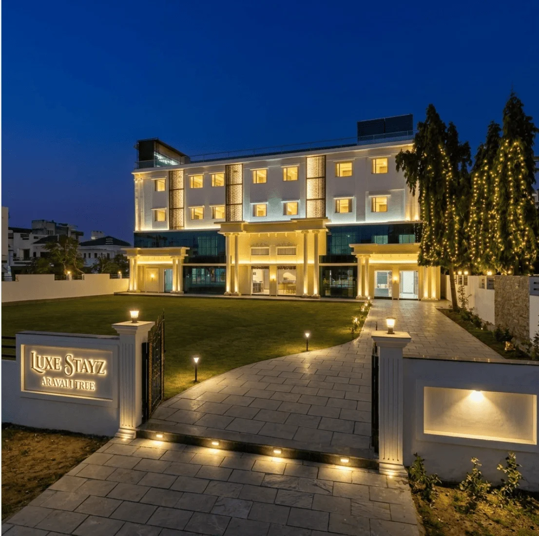 Aravali Tree exterior and lawn for corporate offsites