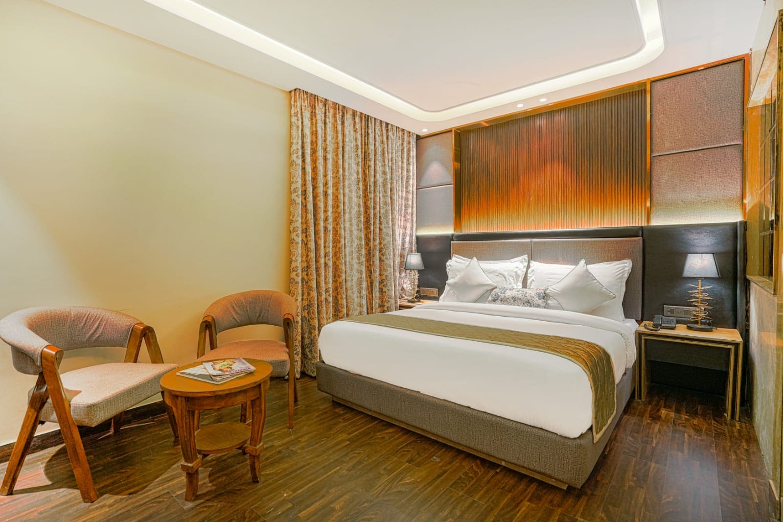 Deluxe Room 3
